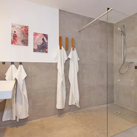 Neu 80qm Premium Naehe Therme, Karl-hansen-klinik, Kurpark, 1-6 Pers, Inkl Parkplatz Apartman