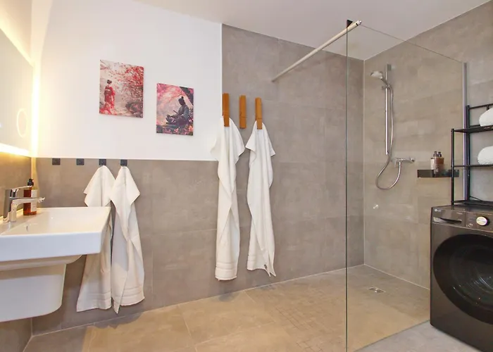 Premium 85qm Nahe Therme & Kurpark 1-6 Pers Parkplatz Appartamento